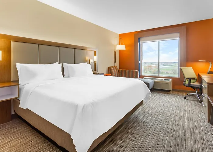 Express Rockford-loves Park By Ihg 2* Loves Park