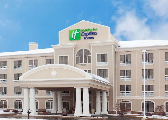 Express Rockford-loves Park By Ihg Отель