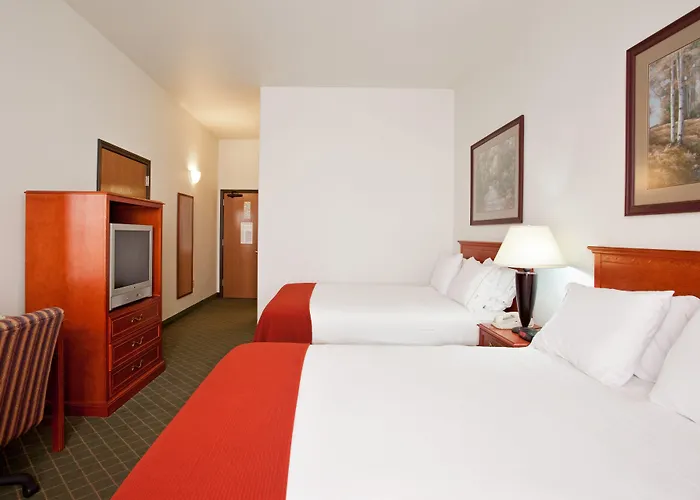 Отель Express Rockford-loves Park By Ihg 2*