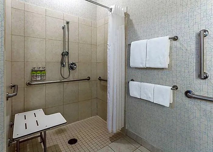 Express Rockford-loves Park By Ihg 2* Loves Park