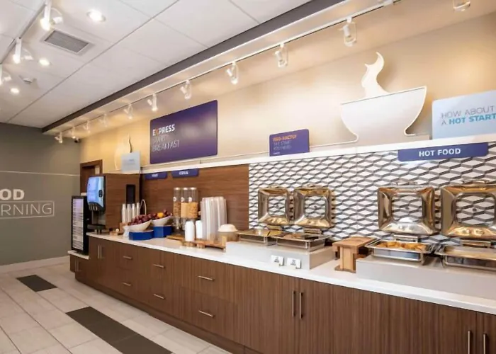Hotel Express Rockford-loves Park By Ihg Loves Park