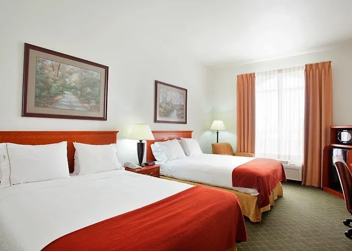 Express Rockford-loves Park By Ihg 2* Loves Park